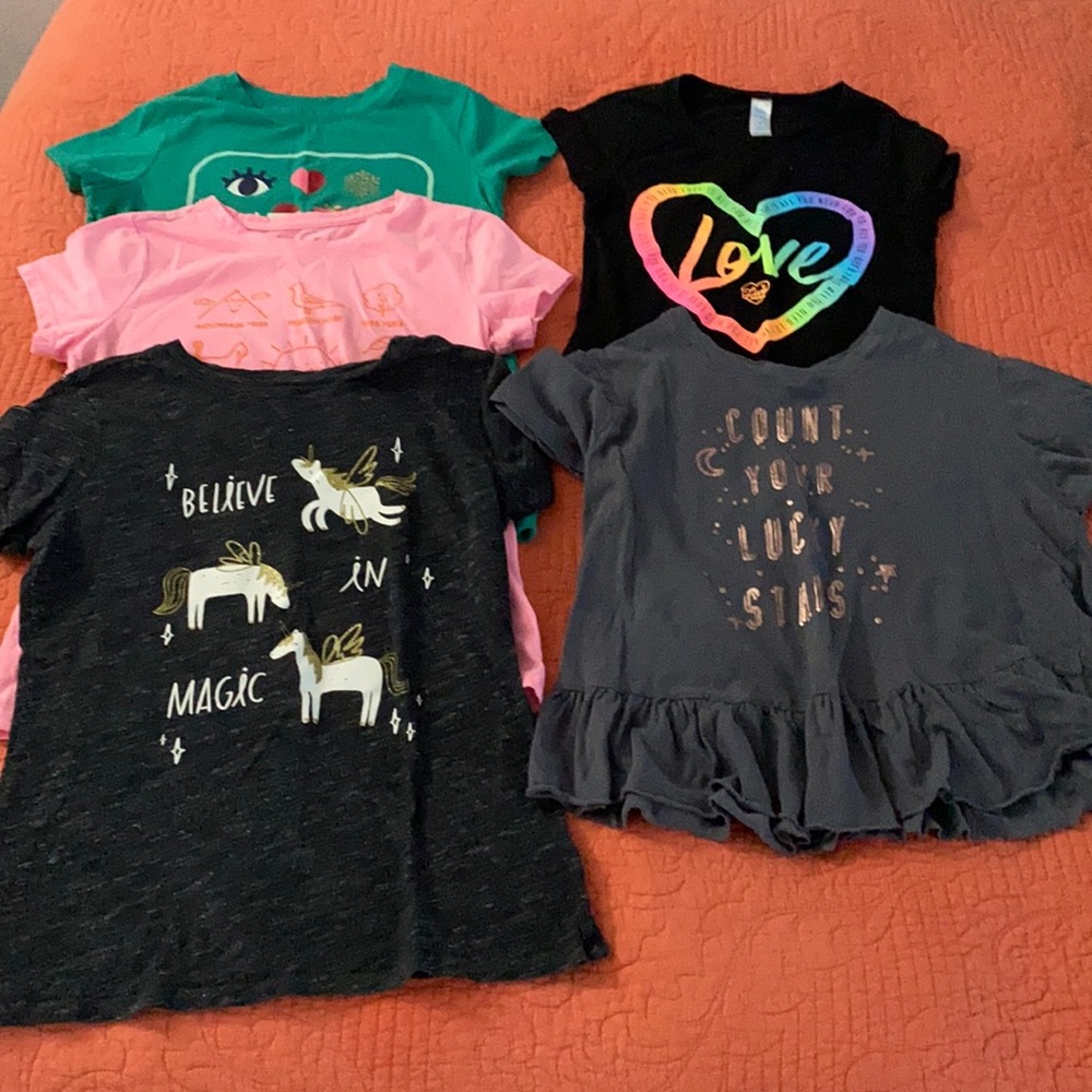 👚 Bundle of Girls Graphic Tee Shirts 👚